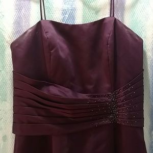 Women's simi formal dress